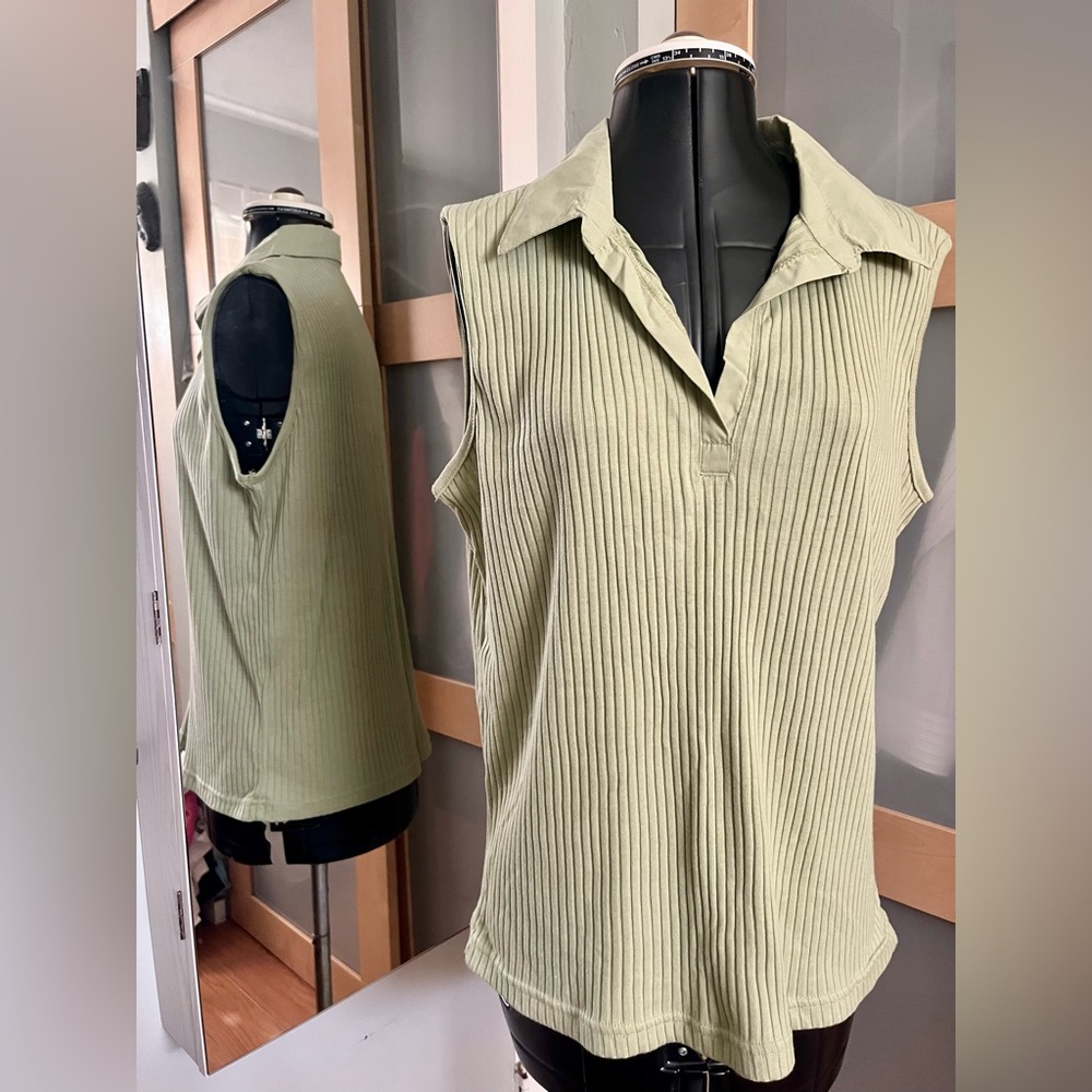 NWOT, Sage Ribbed Sleeveless Collared Top, XL